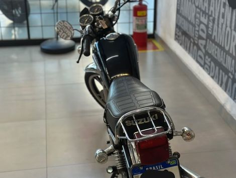 SUZUKI INTRUDER 125