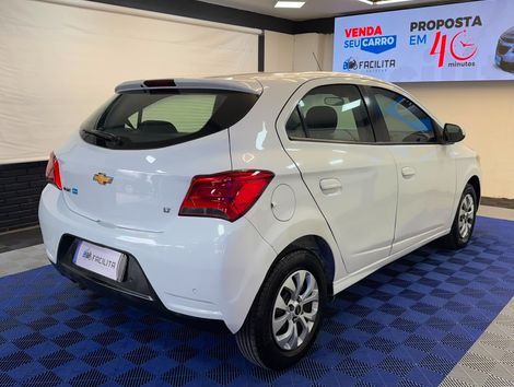 Chevrolet ONIX HATCH LT 1.0 8V FlexPower 5p Mec.