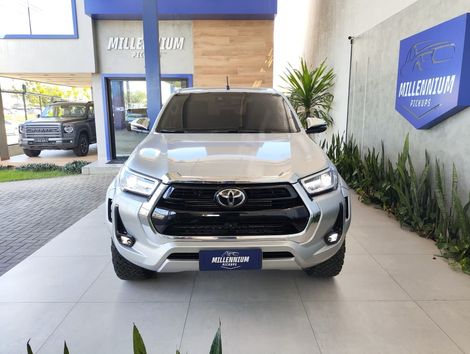 Toyota Hilux CD SRX Plus 4x4 2.8 TDI Die. Aut.