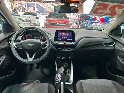 Chevrolet ONIX SEDAN Plus LT 1.0 12V Flex 4p Mec.