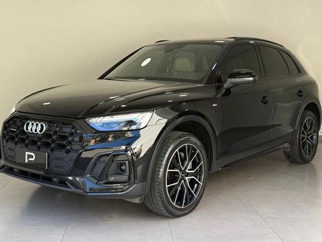 Audi Q5 S-Line Black 2.0 TFSI Quat. S-Tronic