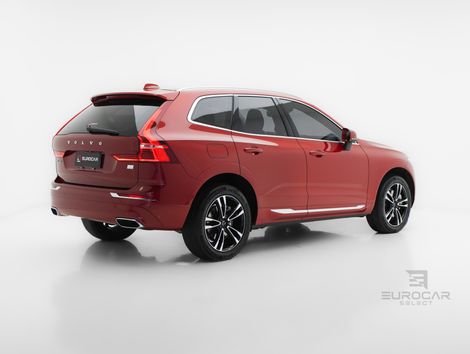 Volvo XC 60 T-8 MOMENTUM 2.0 (Híbrido)