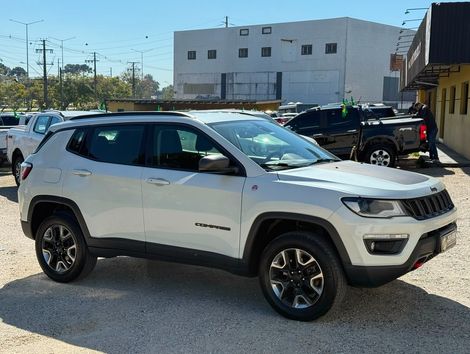 Jeep COMPASS TRAILHAWK 2.0 4x4 Dies. 16V Aut.