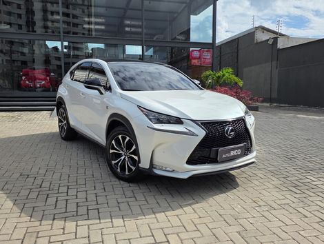 Lexus NX-200t Luxury AWD 2.0 16V 238cv Aut.