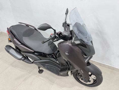 YAMAHA XMAX 300 CONNECTED 