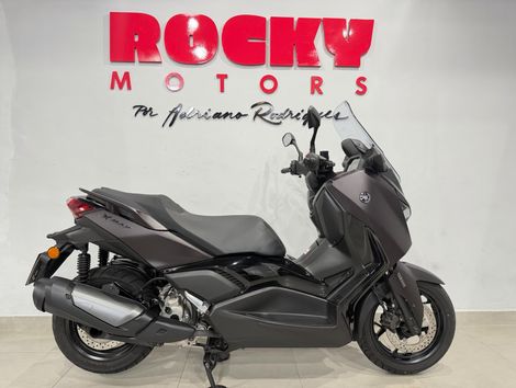 YAMAHA XMAX 300 CONNECTED 
