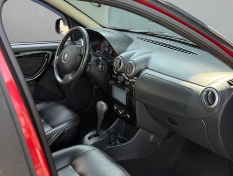 Renault SANDERO STEPWAY Hi-F. R. CURL 1.6 16V 5p