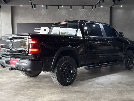 RAM 1500 REBEL 5.7 HEMI CD V8 4x4 Aut.