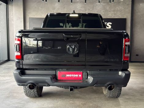 RAM 1500 REBEL 5.7 HEMI CD V8 4x4 Aut.
