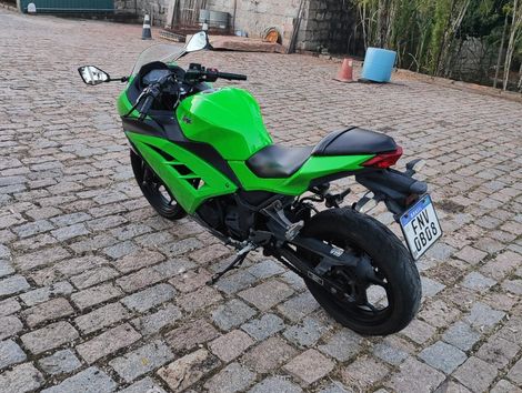 KAWASAKI NINJA 300