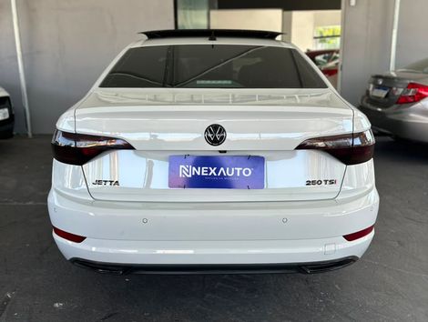 VolksWagen JETTA R-Line 250 TSI 1.4 Flex 16V Aut.