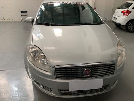Fiat LINEA ESSENCE 1.8 Flex 16V 4p