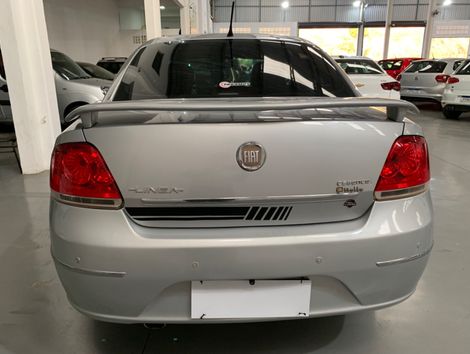 Fiat LINEA ESSENCE 1.8 Flex 16V 4p