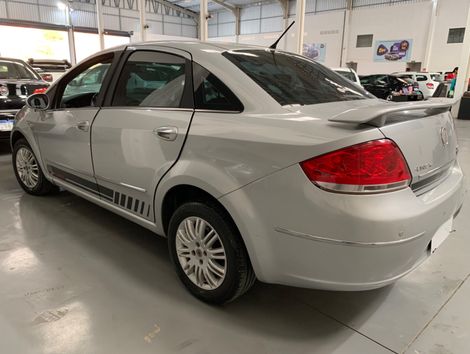 Fiat LINEA ESSENCE 1.8 Flex 16V 4p