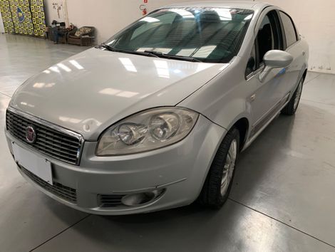 Fiat LINEA ESSENCE 1.8 Flex 16V 4p