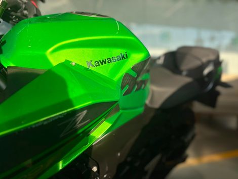 KAWASAKI Z 400