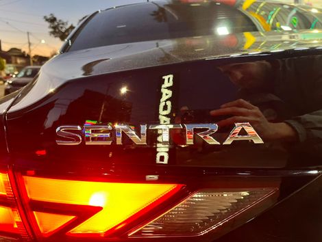 Nissan Sentra Advance 2.0 16V Aut.