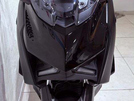 YAMAHA XMAX 300 CONNECTED 