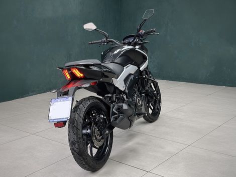 BAJAJ DOMINAR 250