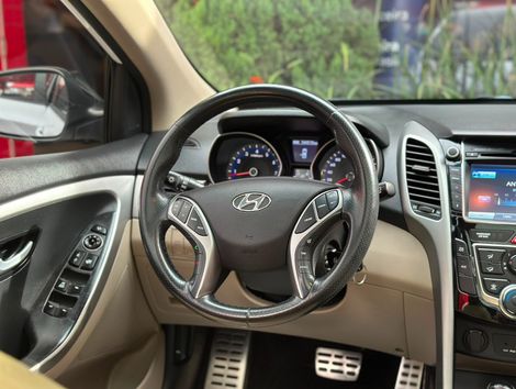 Hyundai i30 1.8 16V Aut. 5p