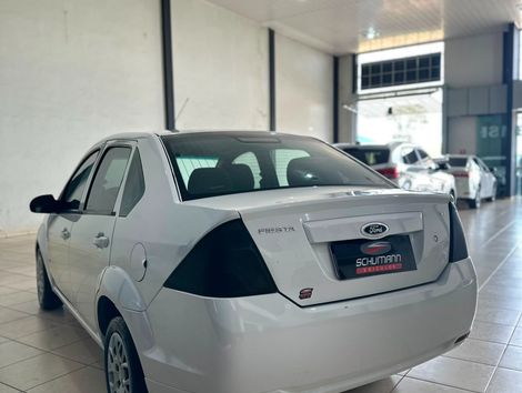 Ford Fiesta Sedan SE 1.6 8V Flex 4p