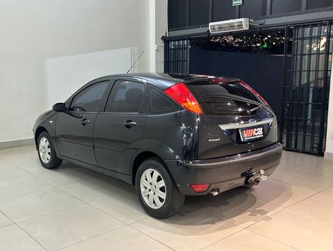 Ford Focus 1.6 S/SE/SE Plus Flex 8V/16V  5p