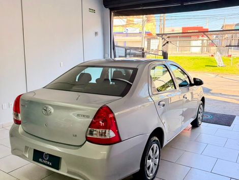 Toyota ETIOS X Sedan 1.5 Flex 16V 4p Mec.