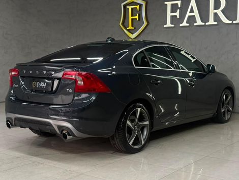 Volvo S60 T-6 R-DESIGN 2.0 306cv FWD 4p