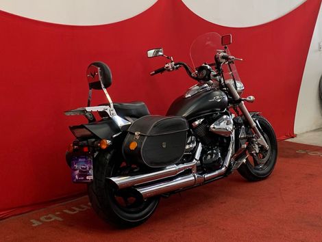 SUZUKI BOULEVARD M800