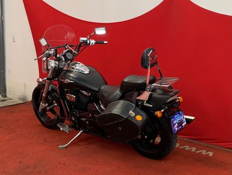 SUZUKI BOULEVARD M800
