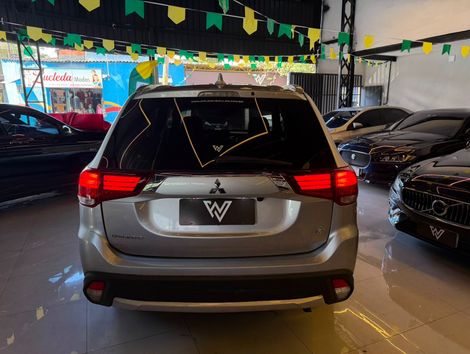Mitsubishi OUTLANDER 2.0 16V 160cv Aut.