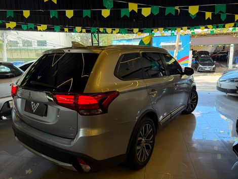 Mitsubishi OUTLANDER 2.0 16V 160cv Aut.