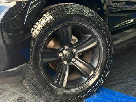 RAM CLASSIC LARAMIE 5.7 CD V8 4X4 Aut.