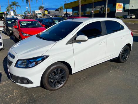 Chevrolet Onix Hatch LTZ 1.4 8V Flexpower 5P Mec. - foto 6