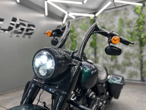 Harley ROAD KING SPECIAL FLHRXS