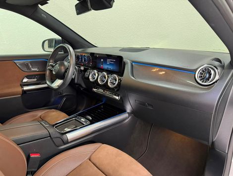 Mercedes GLA 200 AMG Line 1.3 16V TB Aut.(Híb.)