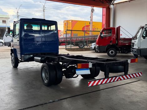 MERCEDES-BENZ 710/ 710 Plus 2p (diesel)