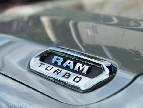 RAM RAMPAGE LARAMIE 2.0 TB CD 4X4 Die. Aut.