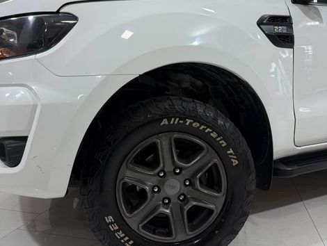 Ford Ranger XLS 2.2 4x2 CD Diesel Aut.