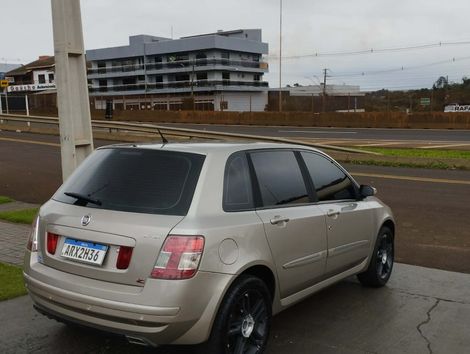 Fiat Stilo Dualogic 1.8 Sporting Flex 8V 5p