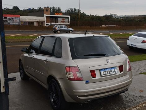 Fiat Stilo Dualogic 1.8 Sporting Flex 8V 5p