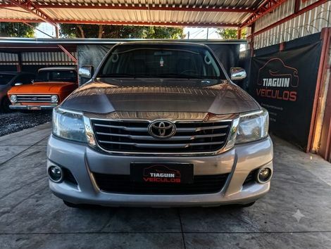Toyota Hilux CD SRV 4x2 2.7 Flex 16V Aut.