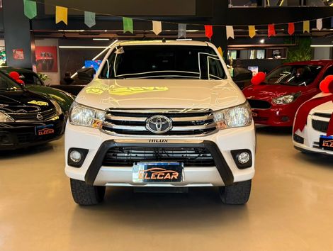 Toyota Hilux CD 4x4 2.8 Diesel Mec.