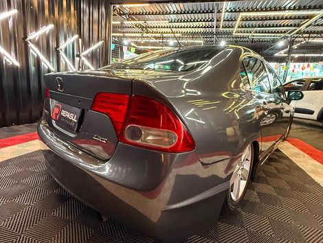 Honda Civic Sedan LXS 1.8/1.8 Flex 16V Aut. 4p