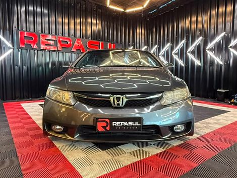 Honda Civic Sedan LXS 1.8/1.8 Flex 16V Aut. 4p