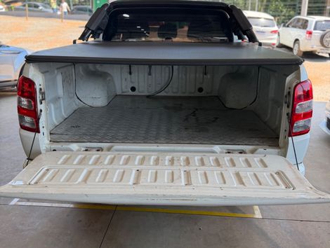 Mitsubishi L200 Tri. Outd. GLX 2.4 CD 4x4 Die. Mec.