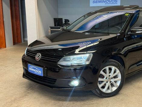 VolksWagen JETTA Comfortline 2.0 T.Flex 8V 4p Tipt.