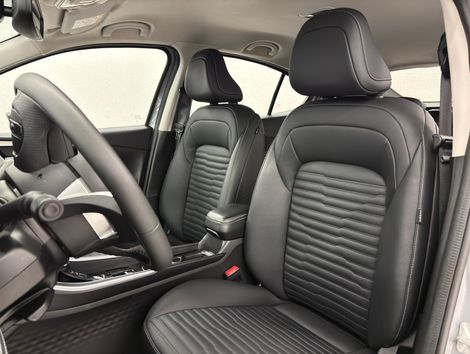 Fiat Fastback Audace 200 TB Aut (Hibrído)