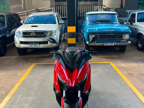 YAMAHA XMAX 250 ABS