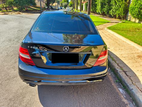 Mercedes C-200 CGI Avantgarde 1.8 16V 184cv Aut.
